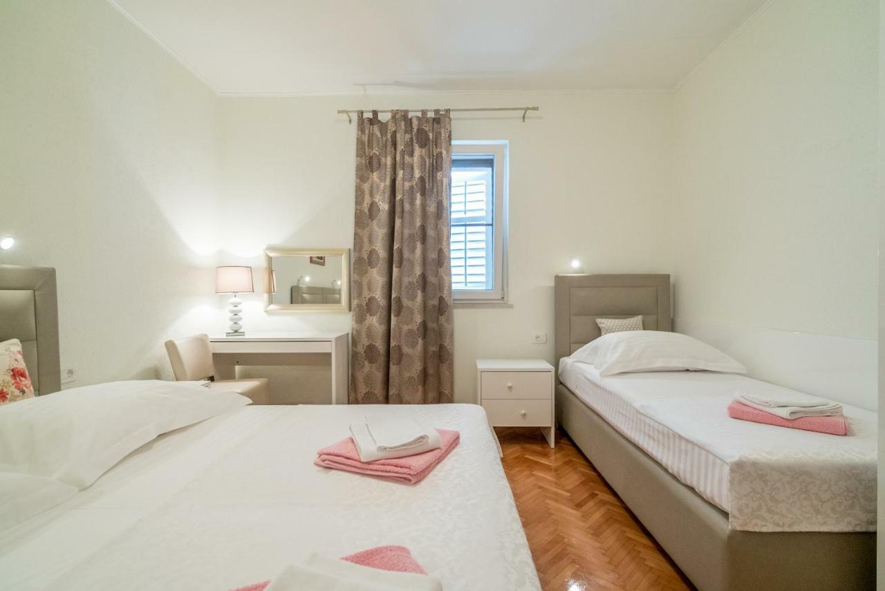 Adam Apartments Stobreč Dış mekan fotoğraf