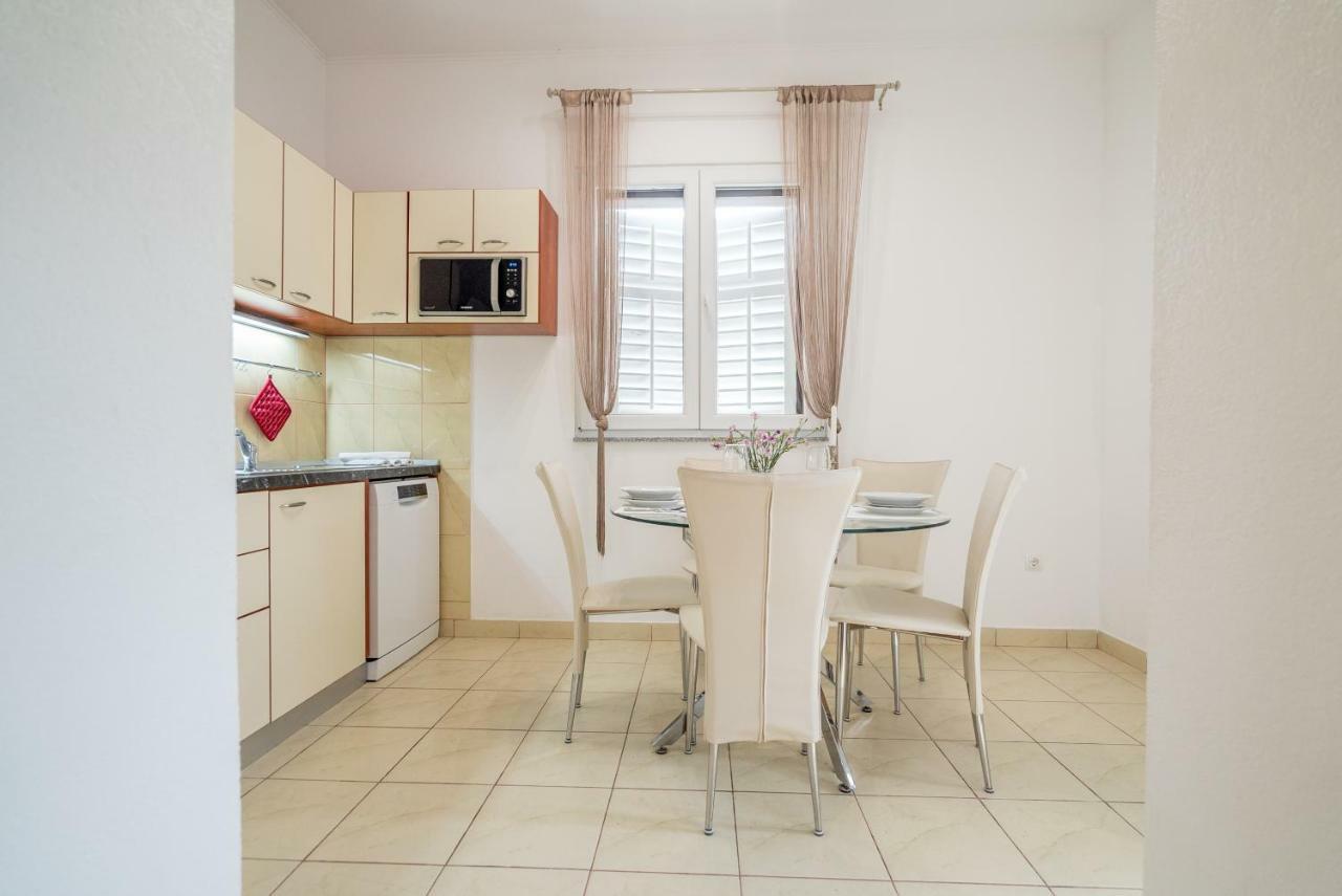 Adam Apartments Stobreč Dış mekan fotoğraf